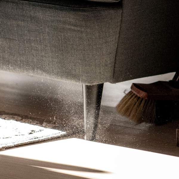 집안 청소가 쉬워지는 청소 꿀팁 15가지 (초보자도 쉽게 따라할 수 있어요!)